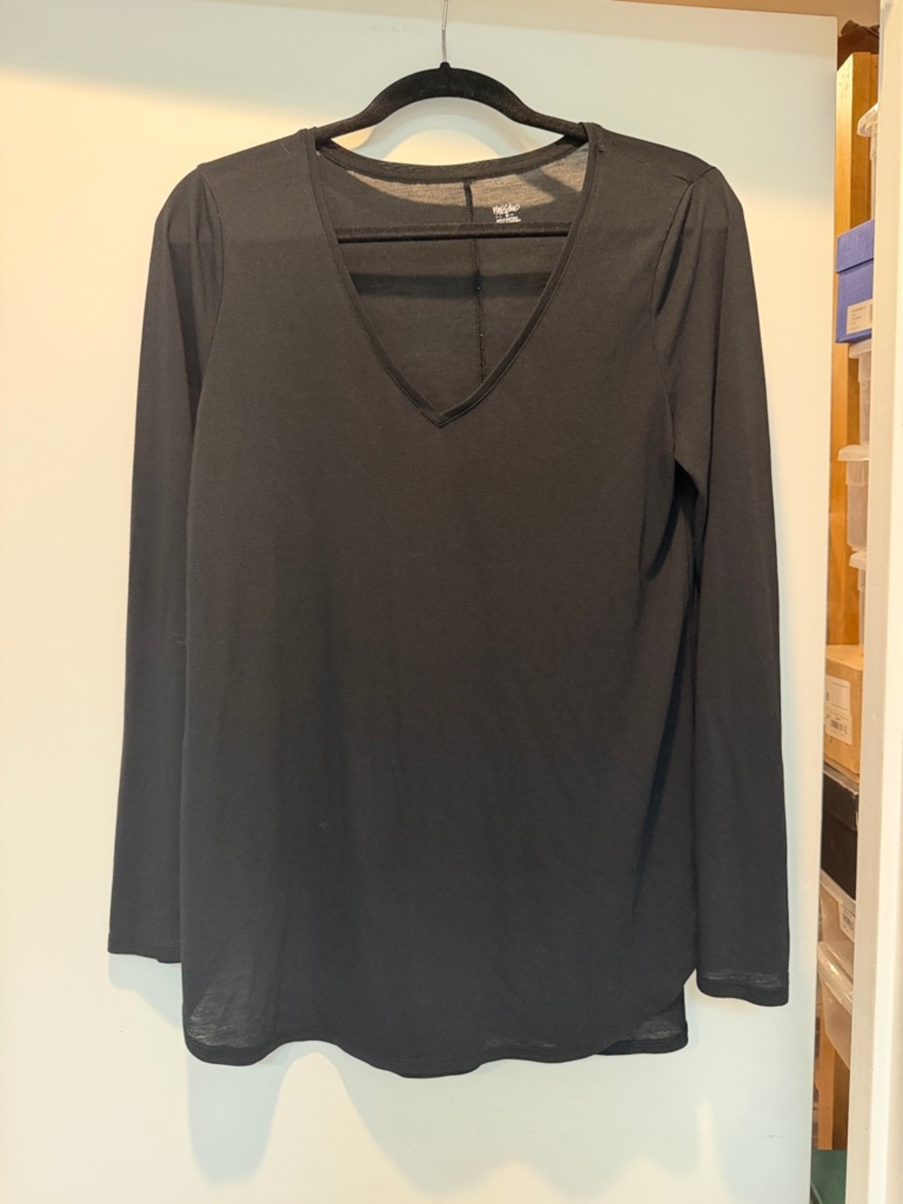 Mossimo Supply Co. Black V-Neck Long Sleeve Tunic
